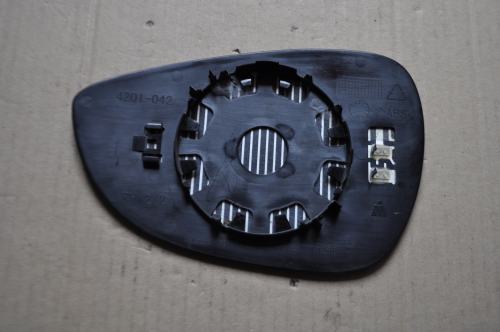 Ford - Fiesta - 5 drzwi - (2008 - 2013) - Lusterka / Wkład prawego elektrycznego