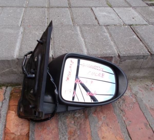 Daihatsu - Cuore - 3 drzwi - (2007-) - Lusterka /  Prawe elektryczne