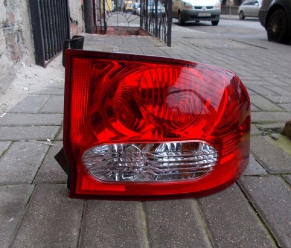 SsangYong - Actyon - (2006 - 2012) - Oświetlenie / Lampa tylna  prawa