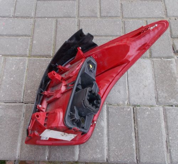 Peugeot - 208 - 5 drzwi - (2015-) - Oświetlenie / Lampa tylna lewa