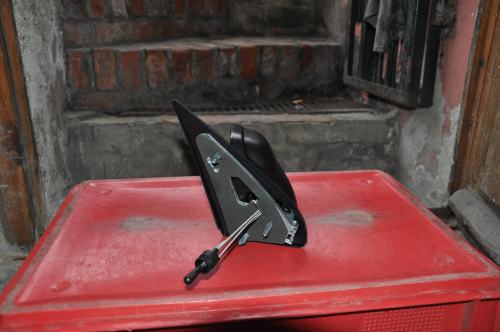 Citroen  - Saxo - 3 drzwi - (1999 - 2003) - Lusterka / Lewe ręczne wewnętrznie regulowane