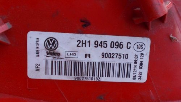 Volkswagen - Amarok - (2010-) - Oświetlenie / Lampa tylna lewa