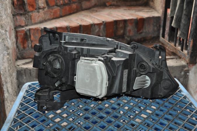 Opel - Corsa - C - 5 drzwi - (2003 - 2006) - Oświetlenie / Lampa przednia lewa