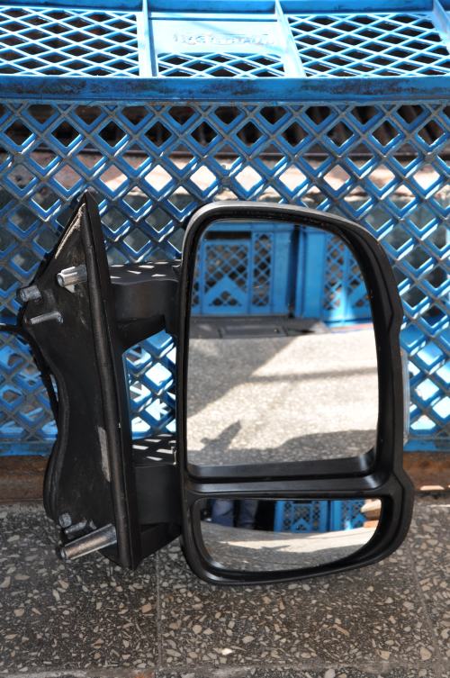 Peugeot - Boxer - Osob./Tow.- (2014-) - Lusterka / Prawe ręczne zewnętrznie regulowane