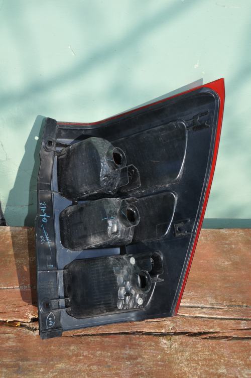 Suzuki - Vitara Grand - 5 drzwi - (2008 - 2012) - Oświetlenie / Lampa tylna lewa