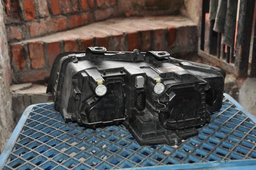 Audi - A4 - Kombi - (2002 - 2004) - Oświetlenie / Lampa przednia prawa