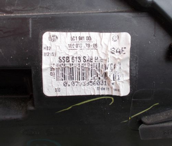 Volkswagen - Beetle - Cabrio - (2012 - 2016) - Oświetlenie / Lampa przednia lewa