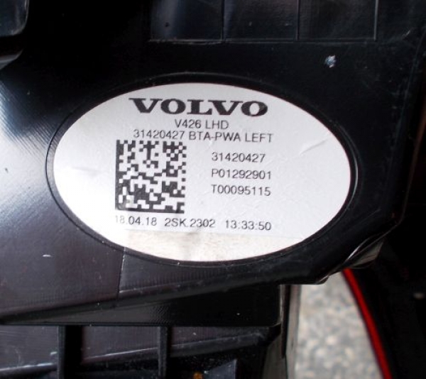 Volvo - XC 60 - (2017-) - Oświetlenie / Lampa tylna lewa