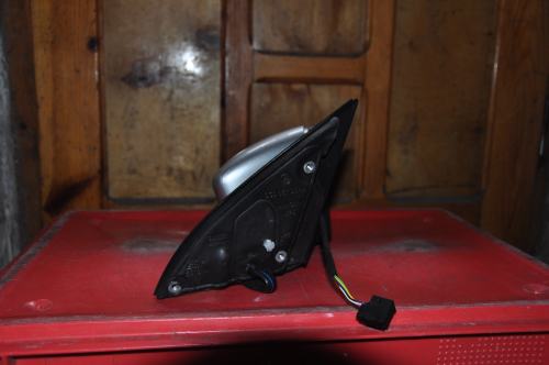 Volkswagen - Passat - (2010 - 2014) - Lusterka /  Prawe elektryczne