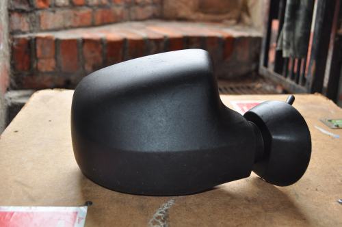 Dacia - Logan - (2006 - 2008) - Lusterka / Prawe ręczne wewnętrznie regulowane