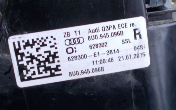 Audi - Q3 - (2011-) - Oświetlenie / Lampa przednia prawa