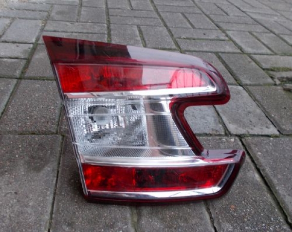 Renault - Megane - Kombi - (2013 - 2016) - Oświetlenie / Lampa tylna lewa wewnętrzna