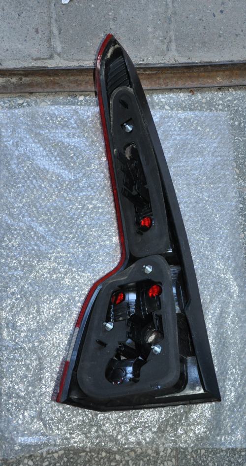 Volvo - V 50 - Kombi - (2004 - 2007) - Oświetlenie / Lampa tylna  prawa