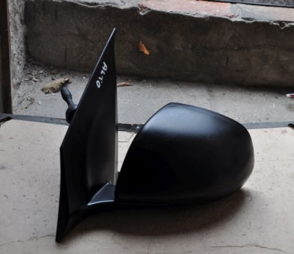 Suzuki - Alto - 5 drzwi - (2009-) - Lusterka / Lewe ręczne wewnętrznie regulowane