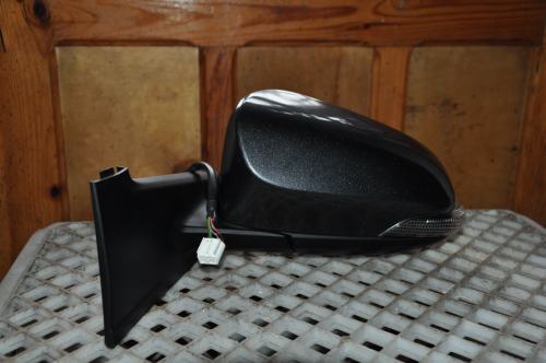 Toyota - Yaris - 5 drzwi - (2011 - 2014)  - Lusterka /  Lewe elektryczne