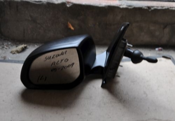Suzuki - Alto - 5 drzwi - (2009-) - Lusterka / Lewe ręczne wewnętrznie regulowane