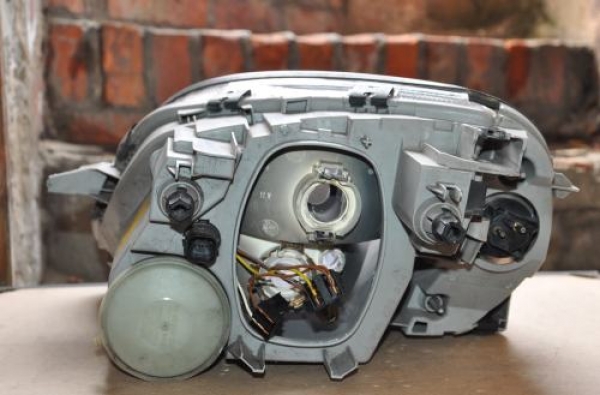 Mercedes-Benz - SLK - R170 - (1996 - 2000) - Oświetlenie / Lampa przednia prawa