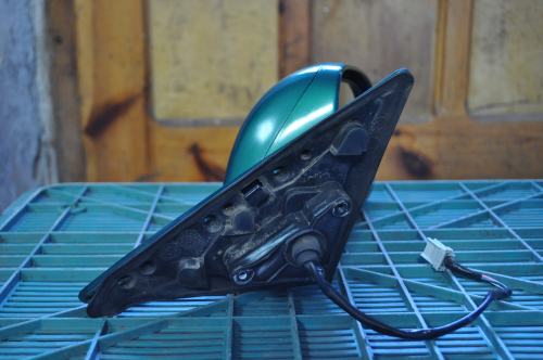 Honda - Accord - 4 drzwi - (1993 - 1996) - Lusterka /  Prawe elektryczne