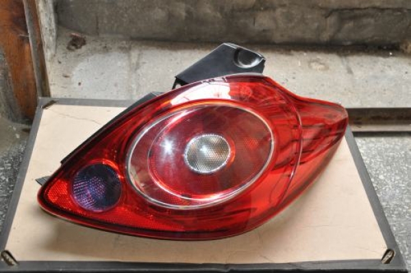 Ford - KA - (2008 - 2016) - Oświetlenie / Lampa tylna  prawa