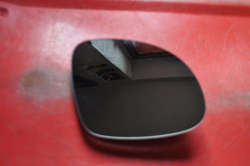 Volkswagen - Tiguan - (2007 - 2011) - Lusterka / Wkład prawego elektrycznego