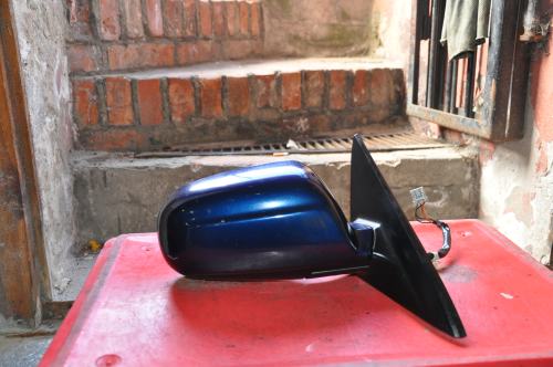 Honda - Accord - 4 drzwi - (1998 - 2001) - Lusterka /  Prawe elektryczne