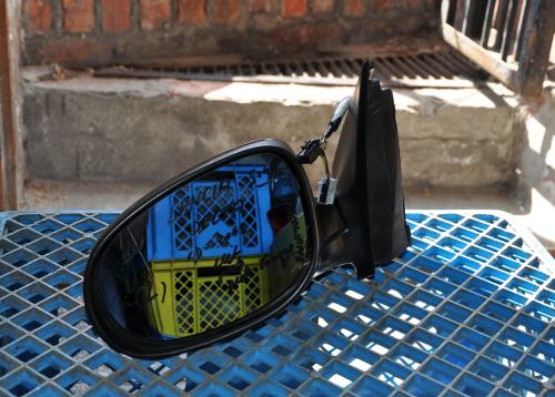 Lancia - Delta - 5 drzwi - (2008 - 2011) - Lusterka /  Lewe elektryczne