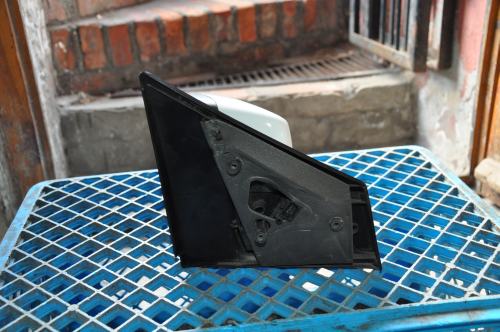 Renault - Clio - 3 drzwi - (2009 - 2012) - Lusterka /  Lewe elektryczne