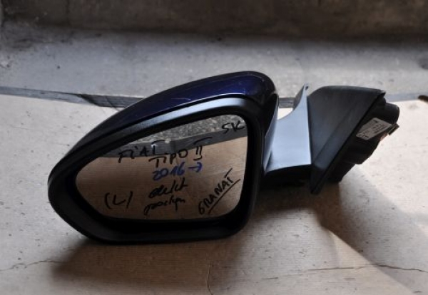 Fiat - Tipo - 4 drzwi - (2015-) - Lusterka /  Lewe elektryczne