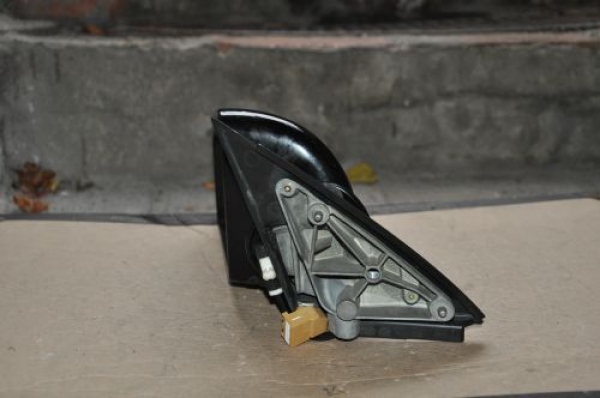 Audi - A4 - Kombi - (2002 - 2004) - Lusterka /  Lewe elektryczne