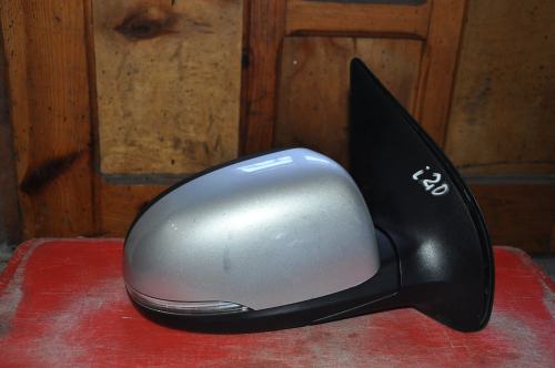 Hyundai - i20 - 5 drzwi - (2008 - 2012) - Lusterka /  Prawe elektryczne