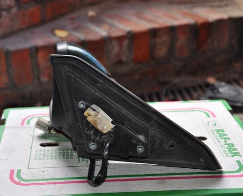 Volvo - V 40 - Kombi - (2000 - 2003) - Lusterka /  Lewe elektryczne