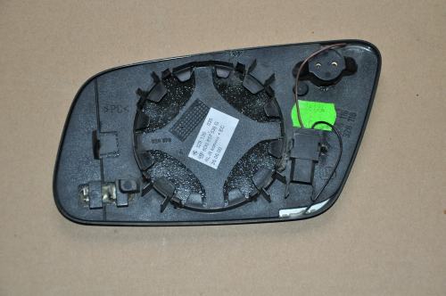 Audi - A4 - (1999 - 2001) - Lusterka / Wkład prawego elektrycznego