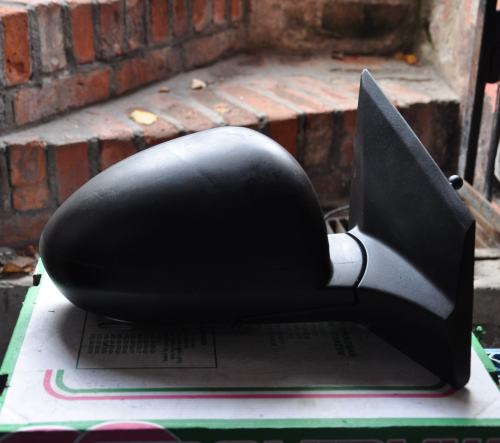 Chevrolet - Aveo - 3 drzwi - (2011-) - Lusterka / Prawe ręczne wewnętrznie regulowane