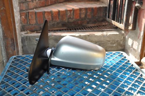 Seat - Ibiza - 3 drzwi - (1999 - 2002) - Lusterka /  Lewe elektryczne