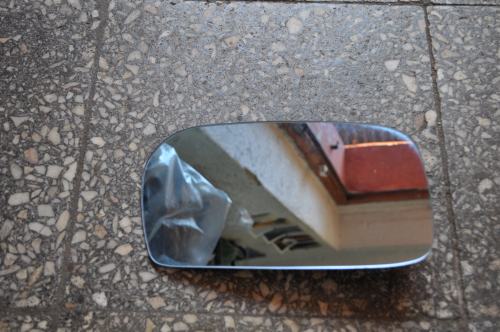 Audi - 100 - (1990 -1994) - Lusterka / Wkład prawego ręcznego