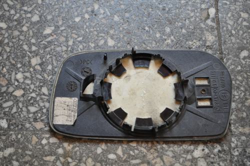 Audi - 100 - (1990 -1994) - Lusterka / Wkład prawego ręcznego