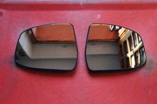 Ford - Mondeo - Kombi - (2010 - 2015) - Lusterka / Wkład prawego elektrycznego