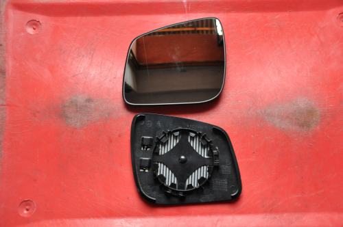 Mercedes-Benz - B-Klasa - W245 - (2008 - 2011) - Lusterka / Wkład lewego elektrycznego