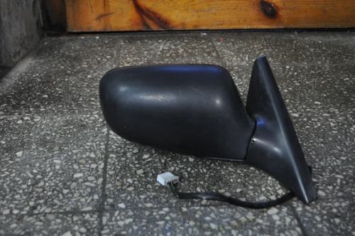 Mazda - 323 F - 5 drzwi - (1994 - 1998) - Lusterka /  Prawe elektryczne