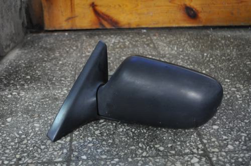 Mazda - 323 F - 5 drzwi - (1994 - 1998) - Lusterka /  Lewe elektryczne