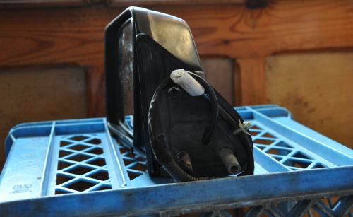 Nissan - Terrano I - 5 drzwi - (1986 - 1993) - Lusterka /  Lewe elektryczne