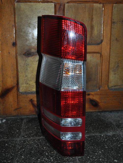 Mercedes-Benz - Sprinter - 209-224 - Osob./Tow.- (2006 - 2013) - Oświetlenie / Lampa tylna lewa