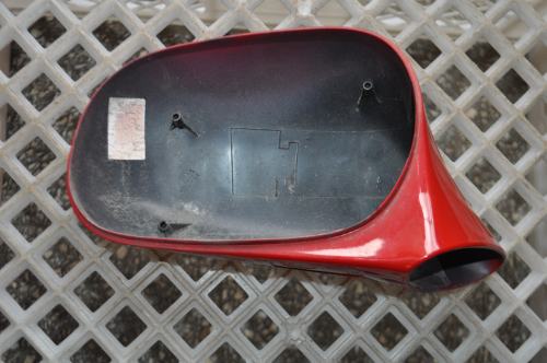 Mitsubishi - Carisma - 4 drzwi - (1996 - 1999) - Lusterka / Obudowa strona lewa