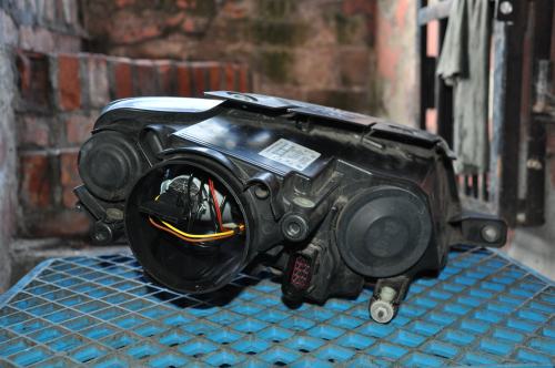 Volkswagen - Passat - (2005 - 2010) - Oświetlenie / Lampa przednia lewa