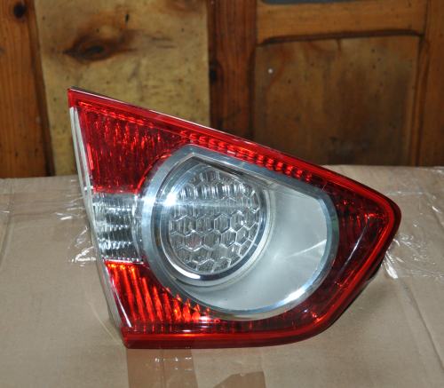 Ford - Kuga - (2008 - 2013) - Oświetlenie / Lampa tylna lewa wewnętrzna