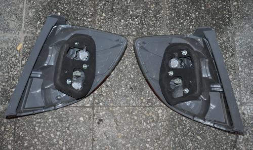 Honda - Jazz - (2008 - 2011) - Oświetlenie / Lampa tylna  prawa