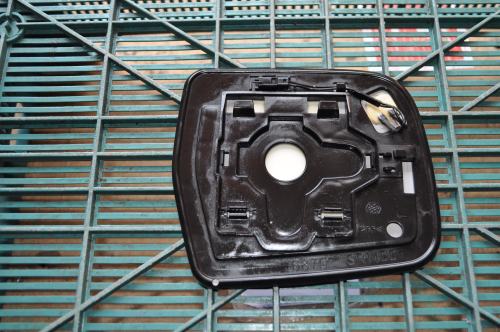 Toyota - Previa - (2000 - 2006) - Lusterka / Wkład lewego elektrycznego