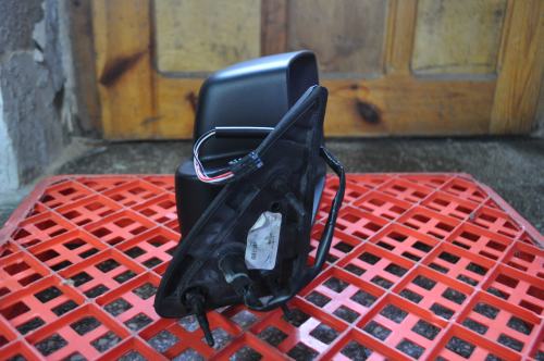 Dodge - Nitro - (2006-) - Lusterka /  Prawe elektryczne