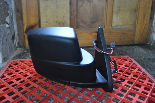 Dodge - Nitro - (2006-) - Lusterka /  Prawe elektryczne