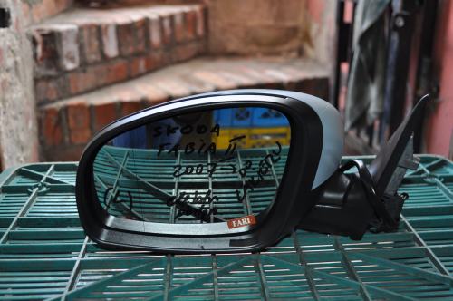 Skoda - Fabia - Kombi - (2008 - 2010) - Lusterka /  Lewe elektryczne